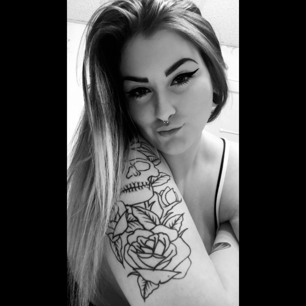 Meet your Posher, Dacey